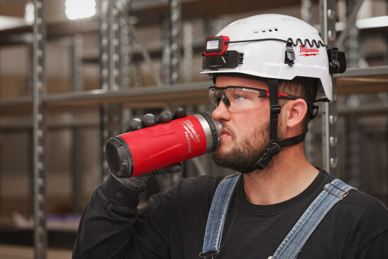 PACKOUT™ Isolierflasche rot 710 ml mit Schraubdeckel (Milwaukee 4932493465)