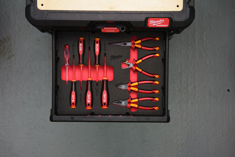 VDE Zangen und VDE Schraubendreher in PACKOUT™ Schaumstoffeinlage, 10-teilig (Milwaukee 4932493637)