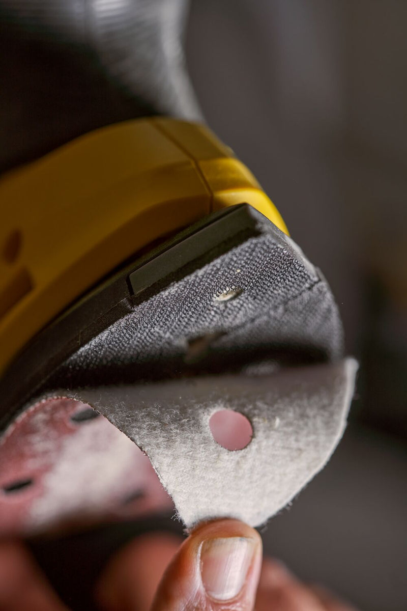 18V cordless eccentric sander Ø125mm sanding machine (STANLEY SFMCW220B-XJ)