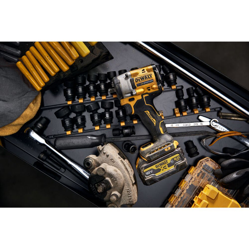 18V/5Ah cordless impact wrench, 3/8", 406Nm (DeWALT DCF923P2G-QW)