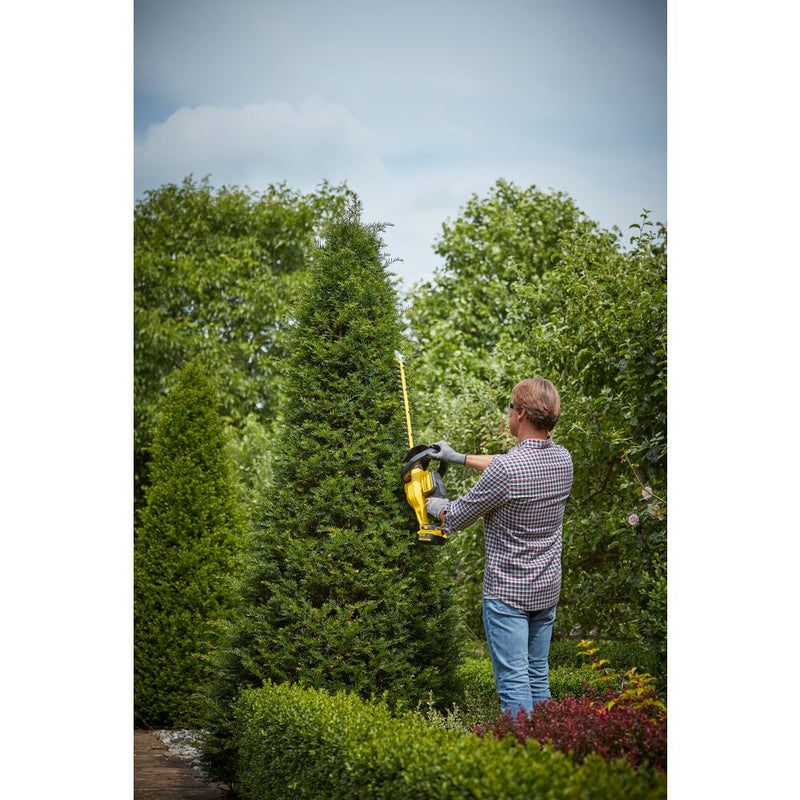 18V/4.0Ah battery hedge trimmer 55 cm (STANLEY SFMCHT855M1-QW)