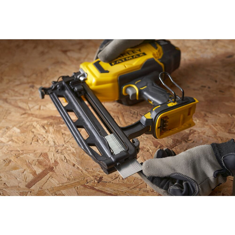 18V cordless nailer 16Ga pins - Basic (STANLEY SFMCN616B-XJ)