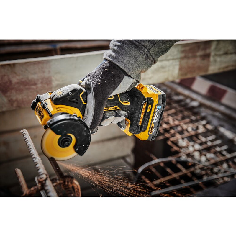 Coupeuse multi-matériaux sans fil 18V 76mm, scie circulaire à main - Basic (DeWALT DCS438N-XJ)