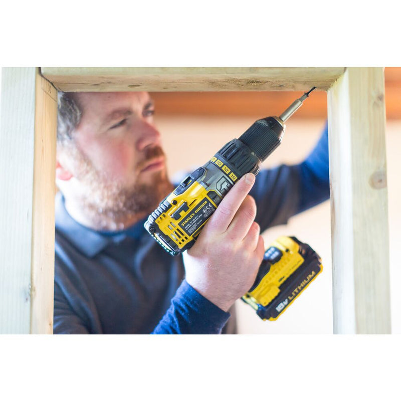 18V FATMAX Akku-Schlagbohrschrauber 2x2Ah im Koffer (STANLEY FMC625D2-QW) B-WARE