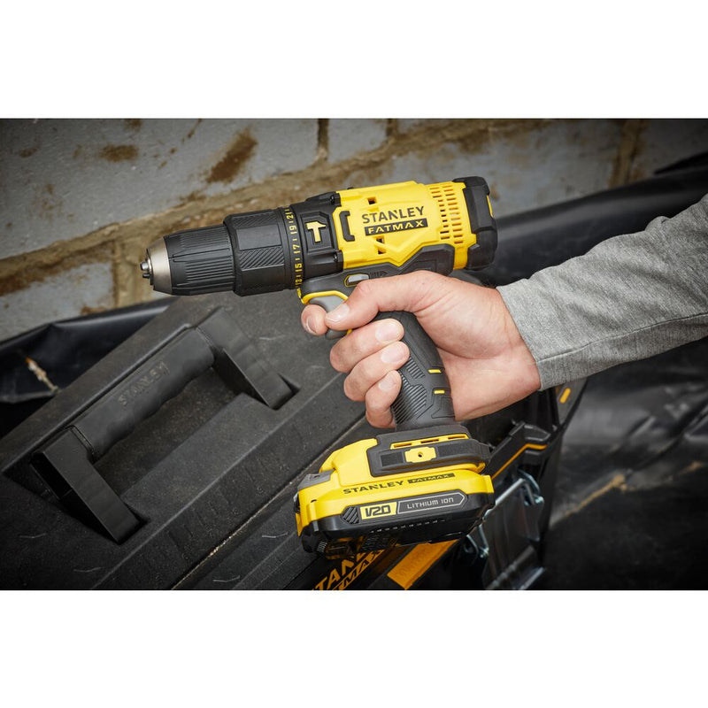 18V/1.5Ah FATMAX cordless impact drill, 2 batteries (STANLEY SFMCD711C2K-QW)